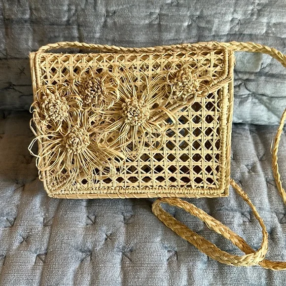 Straw Crossbody Bag - Picture 1 of 3
